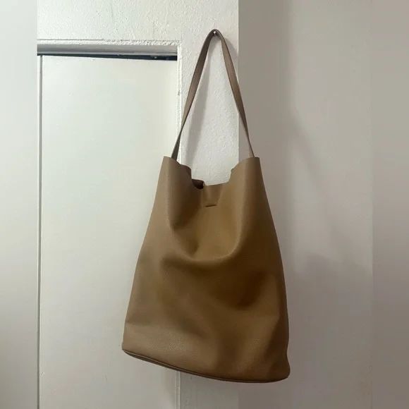 Oak and Fort Vegan Leather Tote Bag - Picture 2 of 3